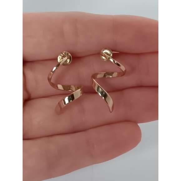 MONET Vintage 1” Gold Tone Swirl Drop Earrings - Picture 5 of 13